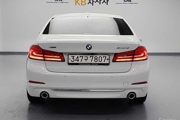 2020 BMW 5 серии с пробегом 118 634 км