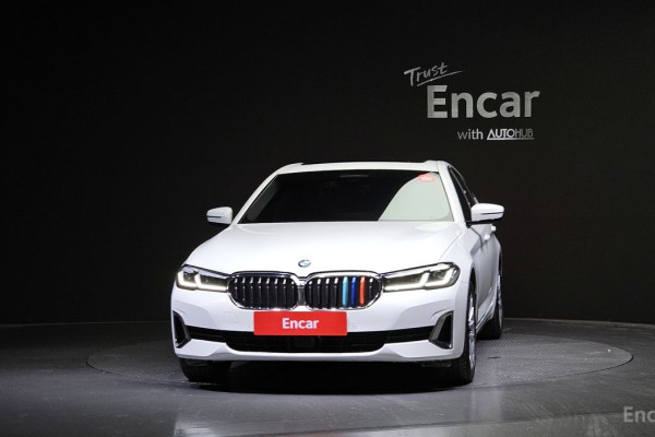 2022 BMW 5 серии с пробегом 54 767 км