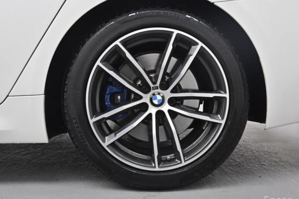2023 BMW 5 серии с пробегом 20 892 км