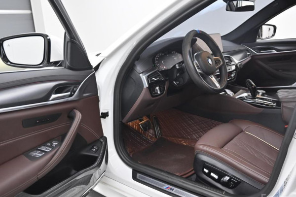 2023 BMW 5 серии с пробегом 20 892 км