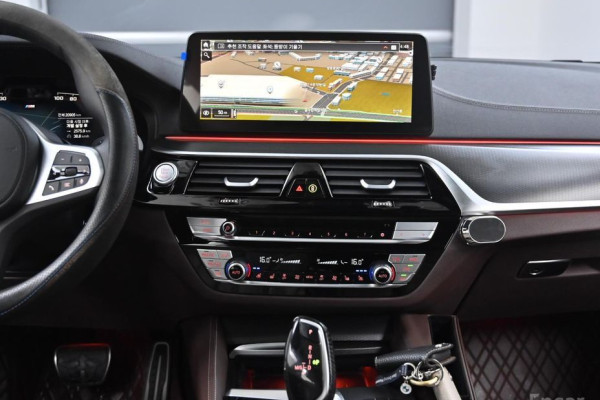 2023 BMW 5 серии с пробегом 20 892 км