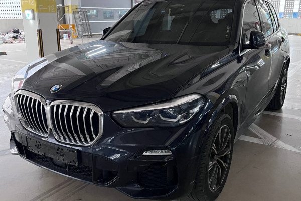 2020 BMW X5 с пробегом 107 000 км