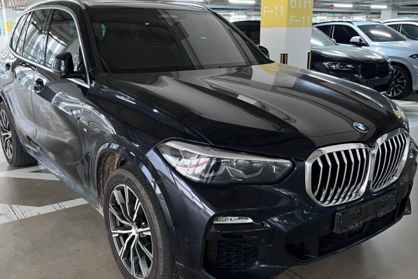 2020 BMW X5 с пробегом 107 000 км