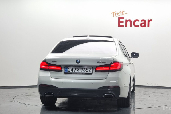 2023 BMW 5 серии с пробегом 60 138 км