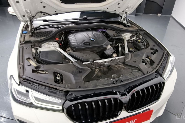 2023 BMW 5 серии с пробегом 60 138 км