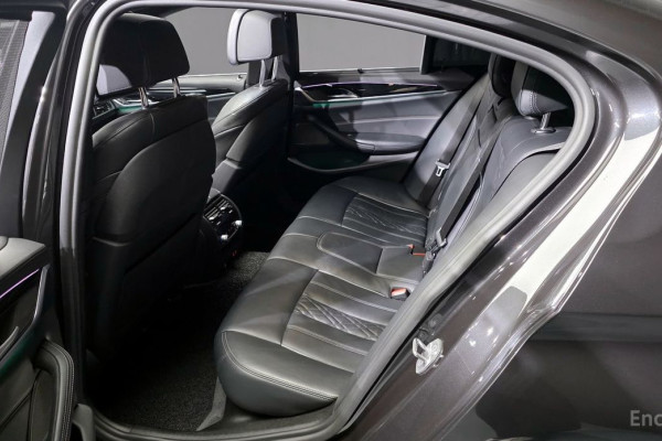 2020 BMW 5 серии с пробегом 92 474 км