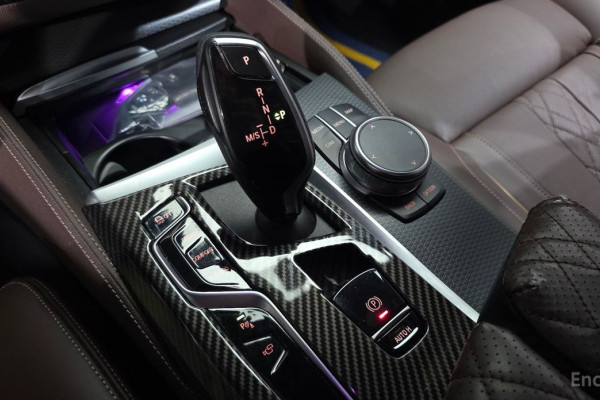 2023 BMW 5 серии с пробегом 78 808 км
