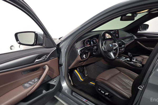 2023 BMW 5 серии с пробегом 78 808 км