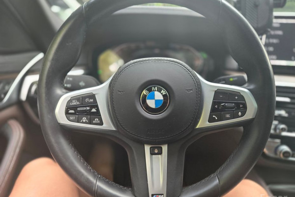 2021 BMW 5 серии с пробегом 108 400 км