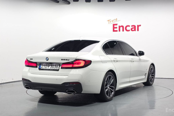 2022 BMW 5 серии с пробегом 70 886 км