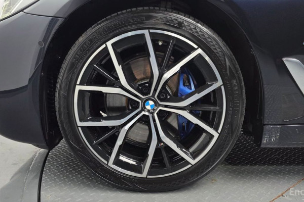 2023 BMW 5 серии с пробегом 21 066 км