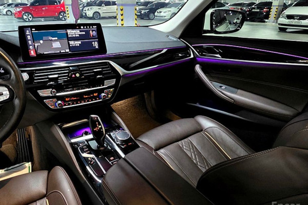2021 BMW 5 серии с пробегом 91 932 км