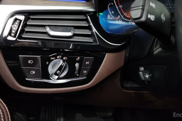 2020 BMW 5 серии с пробегом 89 094 км