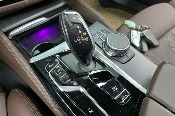 2023 BMW 5 серии с пробегом 61 760 км