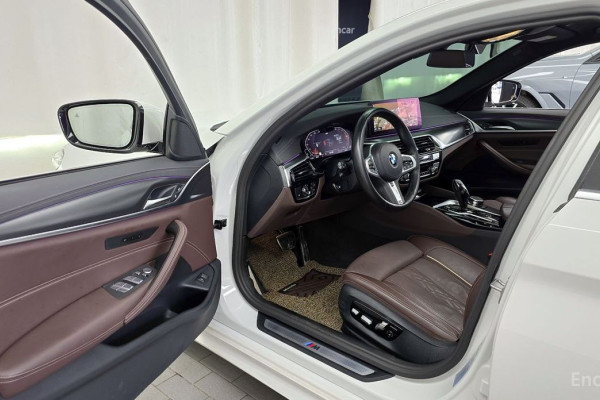 2023 BMW 5 серии с пробегом 61 760 км