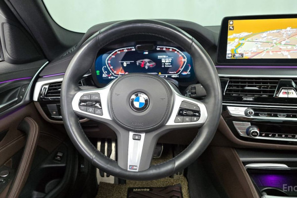 2023 BMW 5 серии с пробегом 61 760 км