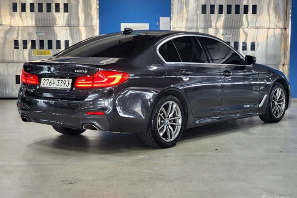 2020 BMW 5 серии с пробегом 135 587 км