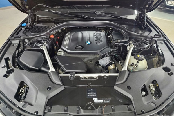 2020 BMW 5 серии с пробегом 135 587 км