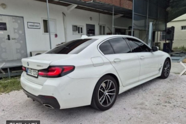 2022 BMW 5 серии с пробегом 93 629 км