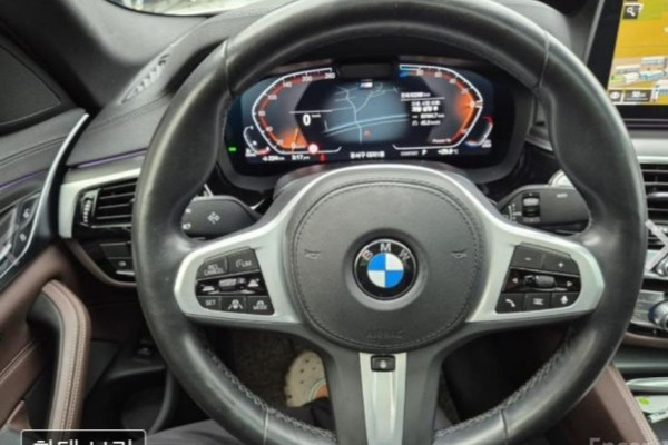 2022 BMW 5 серии с пробегом 93 629 км