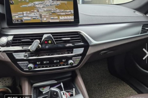 2022 BMW 5 серии с пробегом 93 629 км