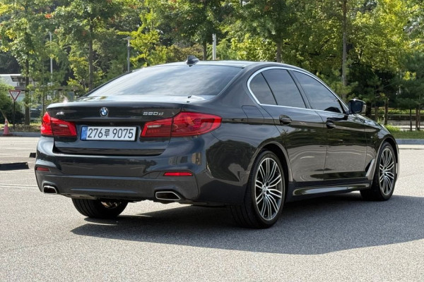 2020 BMW 5 серии с пробегом 67 865 км