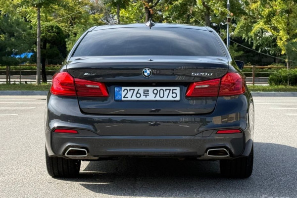 2020 BMW 5 серии с пробегом 67 865 км