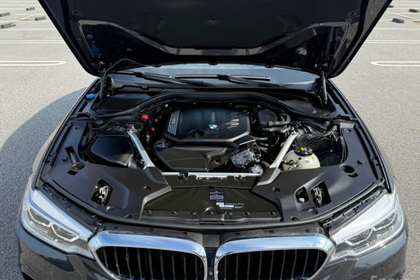 2020 BMW 5 серии с пробегом 67 865 км