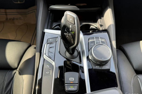 2020 BMW 5 серии с пробегом 67 865 км