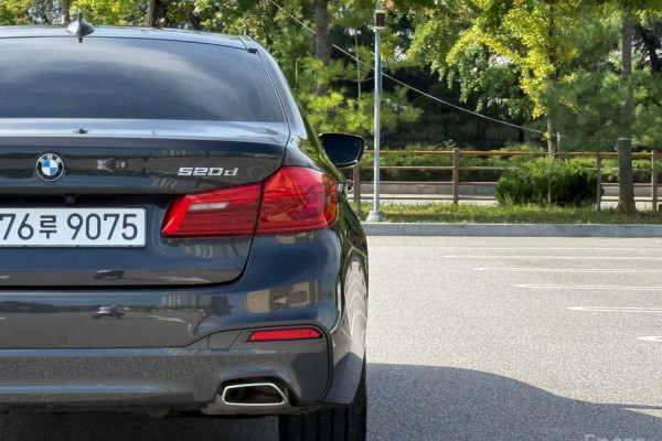 2020 BMW 5 серии с пробегом 67 865 км