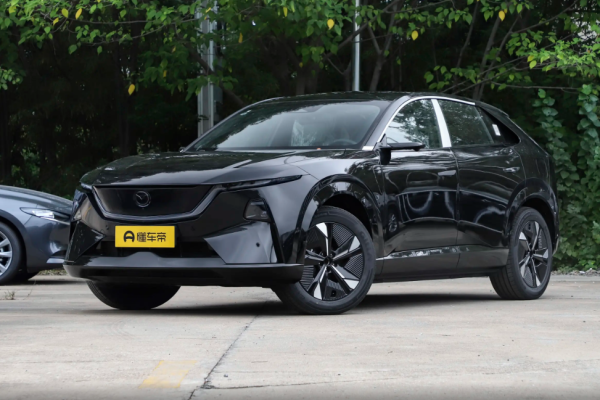 2025 Mazda EZ-60 без пробега