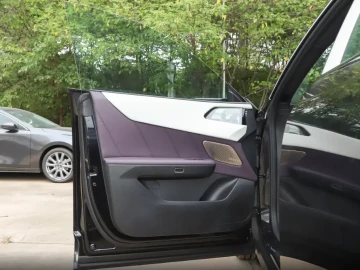 2025 Mazda EZ-60 без пробега