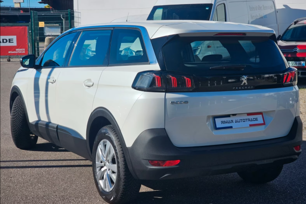 2021 Peugeot 5008 с пробегом 128 950 км