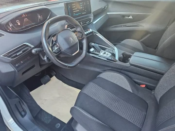 2021 Peugeot 5008 с пробегом 128 950 км