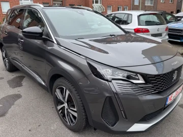 2021 Peugeot 5008 с пробегом 193 000 км