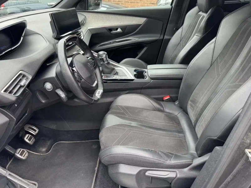 2021 Peugeot 5008 с пробегом 193 000 км