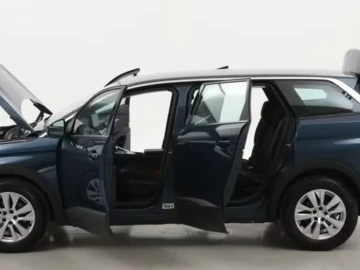 2021 Peugeot 5008 с пробегом 121 140 км