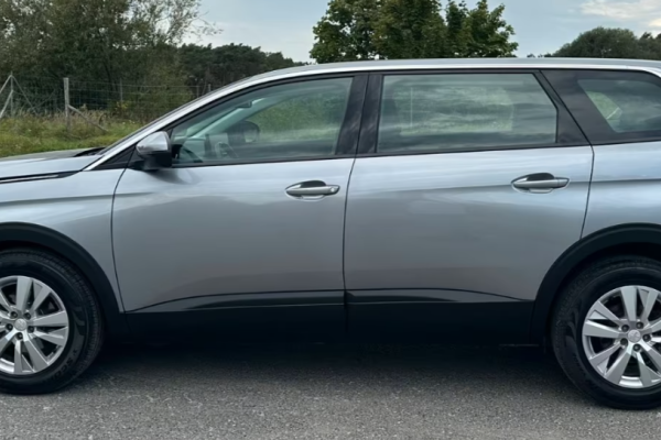 2021 Peugeot 5008 с пробегом 120 000 км