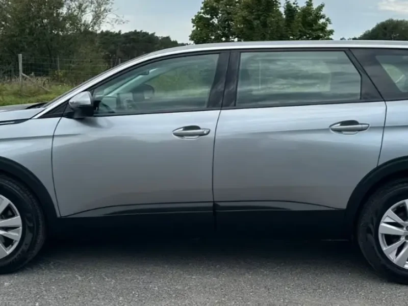 2021 Peugeot 5008 с пробегом 120 000 км