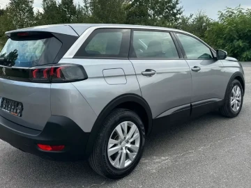 2021 Peugeot 5008 с пробегом 120 000 км