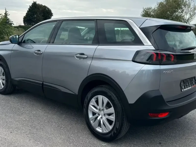 2021 Peugeot 5008 с пробегом 120 000 км