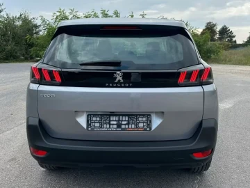 2021 Peugeot 5008 с пробегом 120 000 км