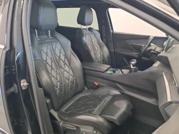 2021 Peugeot 5008 с пробегом 140 000 км