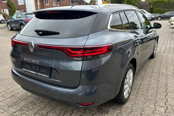 2021 Renault Megane с пробегом 143 119 км