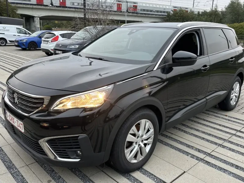2021 Peugeot 5008 с пробегом 98 000 км