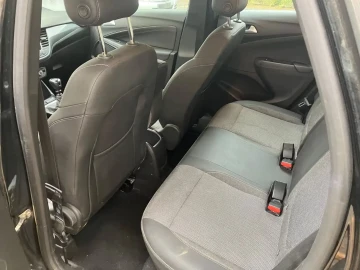 2021 Opel Crossland X с пробегом 189 000 км