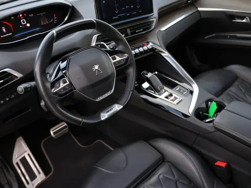 2021 Peugeot 5008 с пробегом 120 000 км
