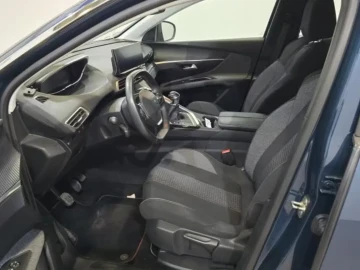 2021 Peugeot 3008 с пробегом 80 000 км