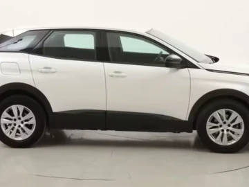 2022 Peugeot 3008 с пробегом 73 000 км