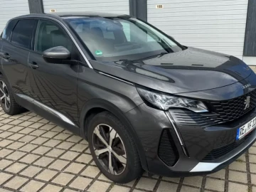 2021 Peugeot 3008 с пробегом 105 000 км